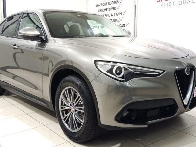 Alfa Romeo Stelvio 2.2 Turbodiesel 210 CV AT8 Q4 Executive